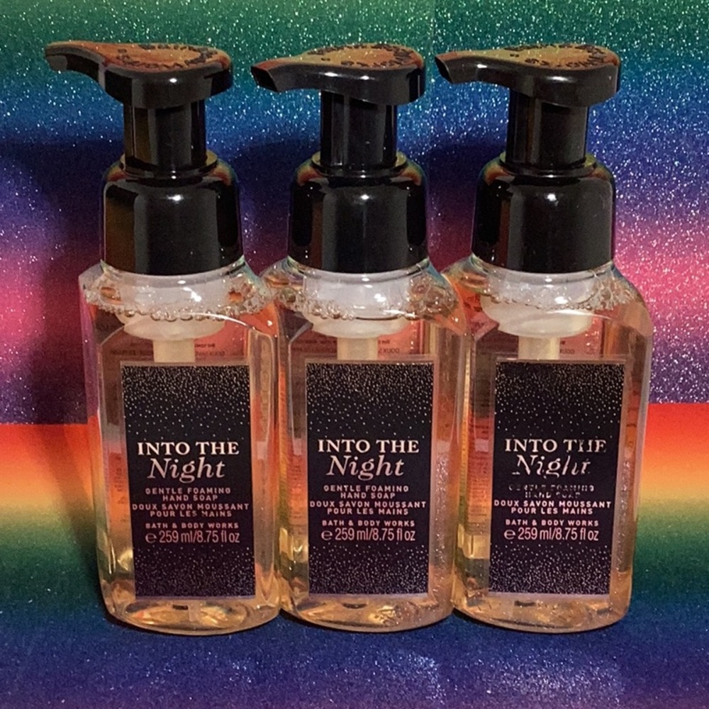 COPY - Into the Night foaming hand soap